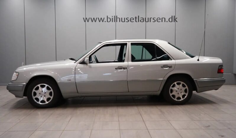 Mercedes-Benz E-Klasse (W124) E280 full