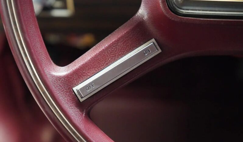 Ford Lincoln Continental Mark VI Signature Series aut. full