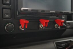 Land Rover Defender 90 TD5 Hard Top full