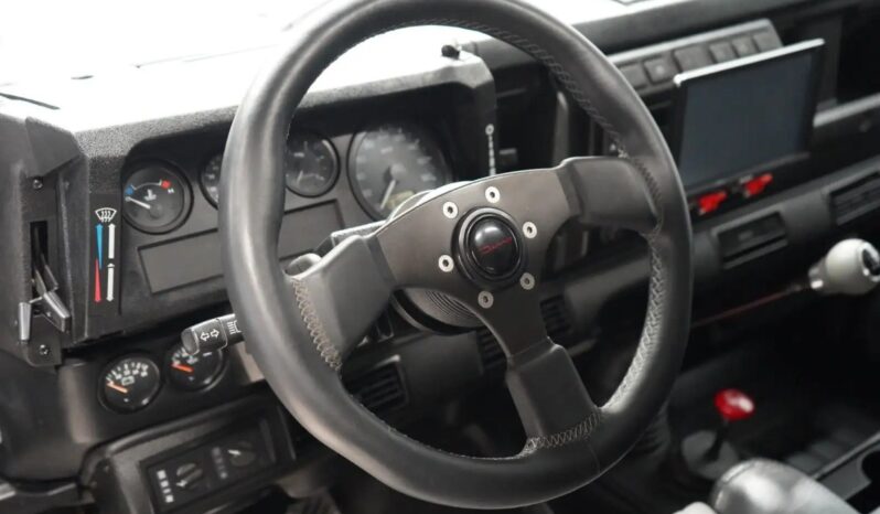 Land Rover Defender 90 TD5 Hard Top full