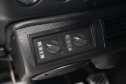 Land Rover Defender 90 TD5 Hard Top full