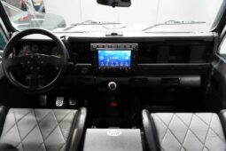 Land Rover Defender 90 TD5 Hard Top full