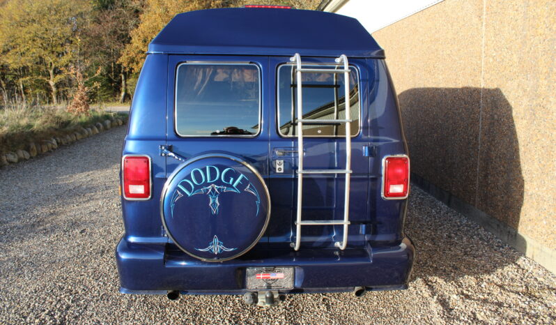 Dodge Viper Autocamper full