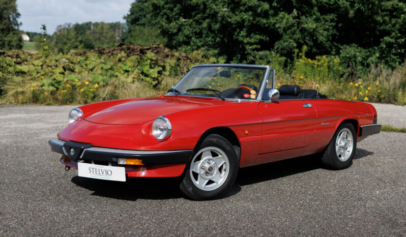 Alfa Romeo Spider 1600 full