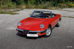 Alfa Romeo Spider 1600 full