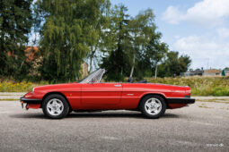 Alfa Romeo Spider 1600 full