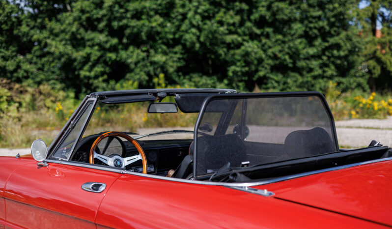 Alfa Romeo Spider 1600 full