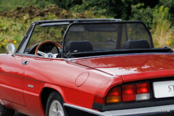 Alfa Romeo Spider 1600 full