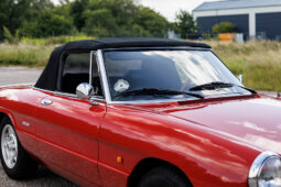 Alfa Romeo Spider 1600 full