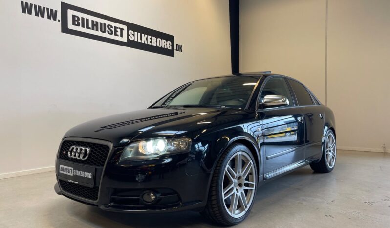 Audi A4 S4 4,2 V8 quattro Tiptr. 4d full