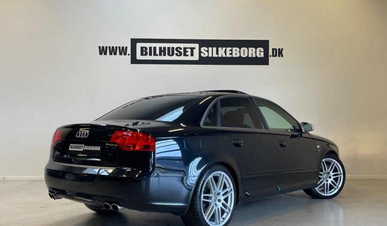 Audi A4 S4 4,2 V8 quattro Tiptr. 4d full