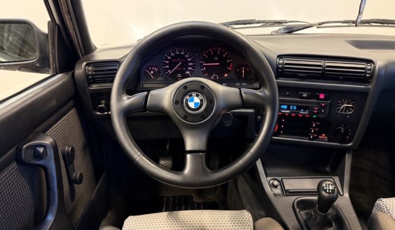 BMW 3-serie E30 320i 2,0 2d full