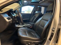BMW 5-serie E60 550i 4,8 Steptr. 4d full