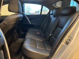 BMW 5-serie E60 550i 4,8 Steptr. 4d full