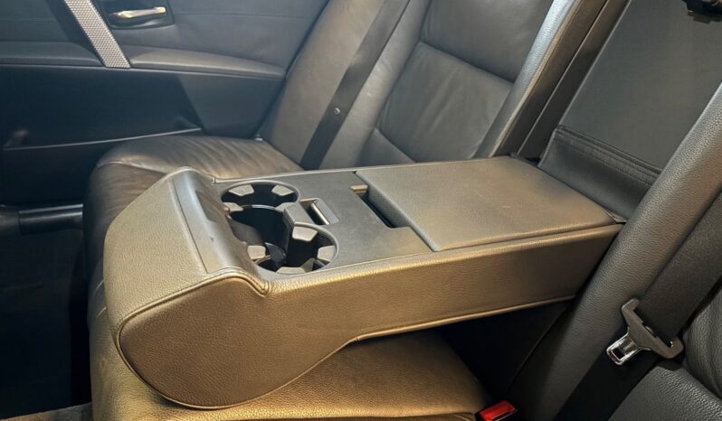 BMW 5-serie E60 550i 4,8 Steptr. 4d full