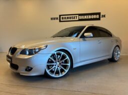 BMW 5-serie E60 550i 4,8 Steptr. 4d full