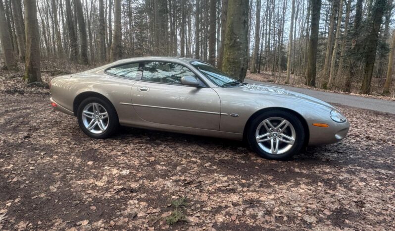 Jaguar XK8 XK 4,2 V8 Coupé aut. 2d full