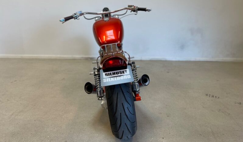 Suzuki SJ410 VS 1400 Intruder full