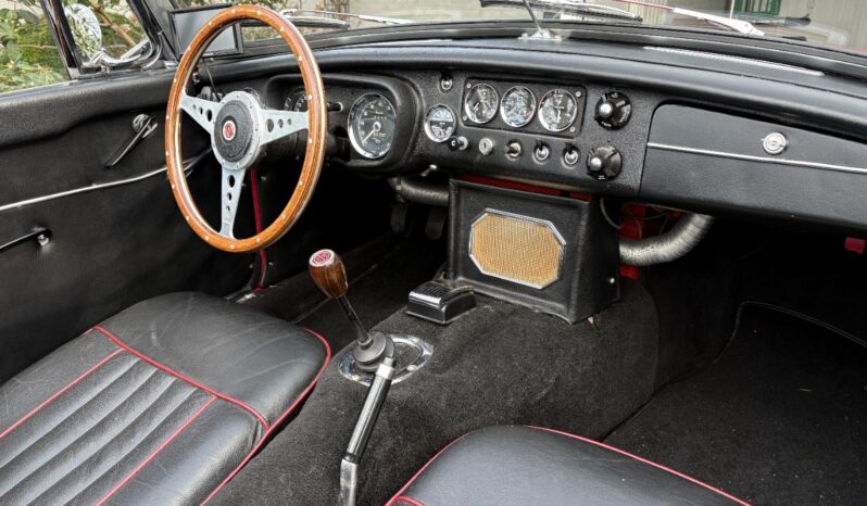 MG MGB 1966 full