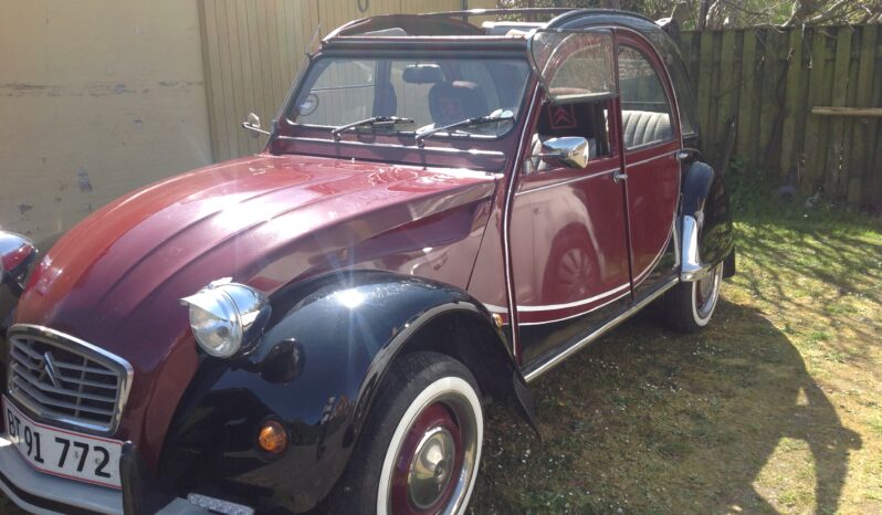 Citroën 2CV Charleston full