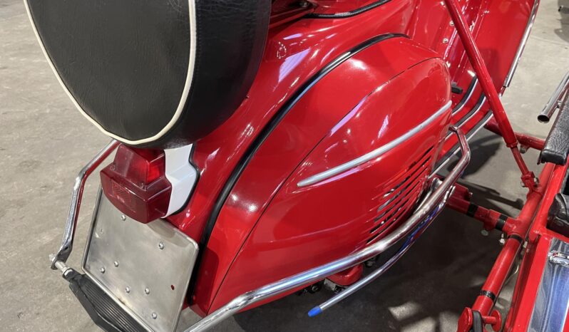 Vespa 150 Sprint m/ Master sidevogn full