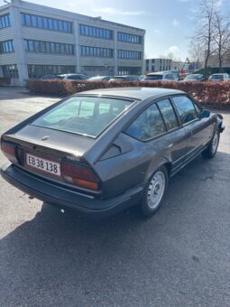 Alfa Romeo GTV 2,0 full