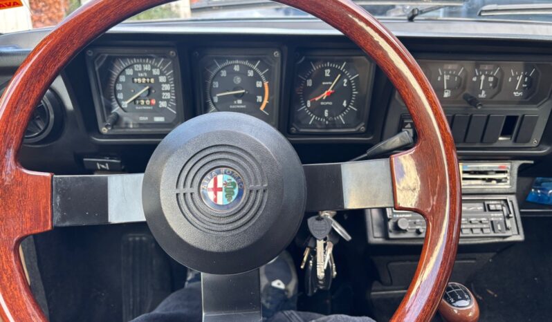 Alfa Romeo GTV 2,0 full