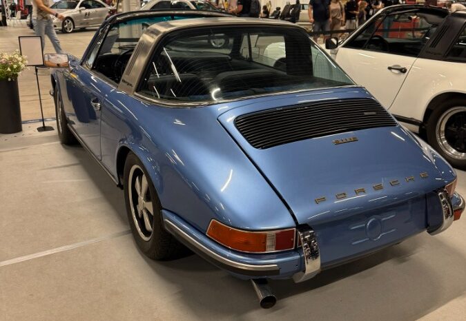 Porsche 911 F Targa full