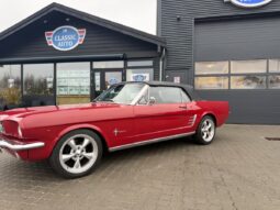 Ford Mustang cabriolet full