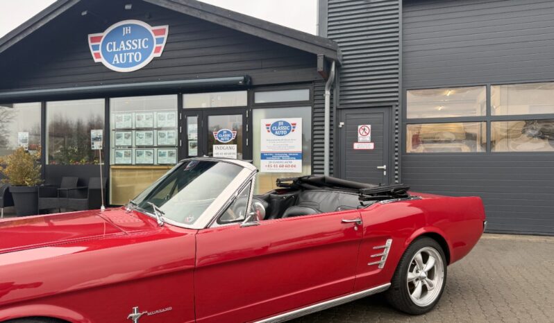 Ford Mustang cabriolet full