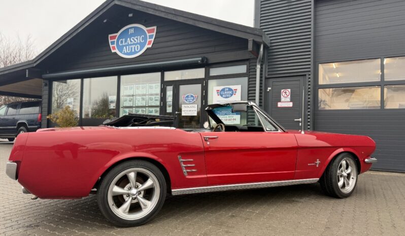 Ford Mustang cabriolet full