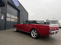 Ford Mustang cabriolet full