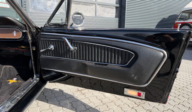 Ford Mustang cabriolet full