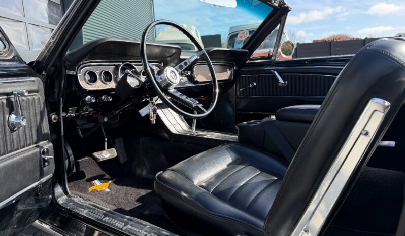 Ford Mustang cabriolet full