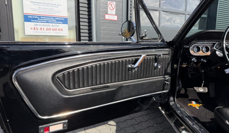 Ford Mustang cabriolet full