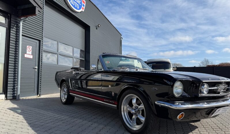 Ford Mustang cabriolet full