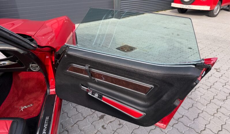 Chevrolet Corvette C3 Cabriolet full