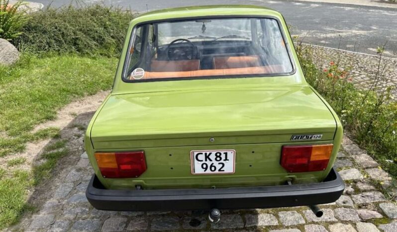 Fiat 128 2-dørs sedan full