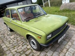 Fiat 128 2-dørs sedan full