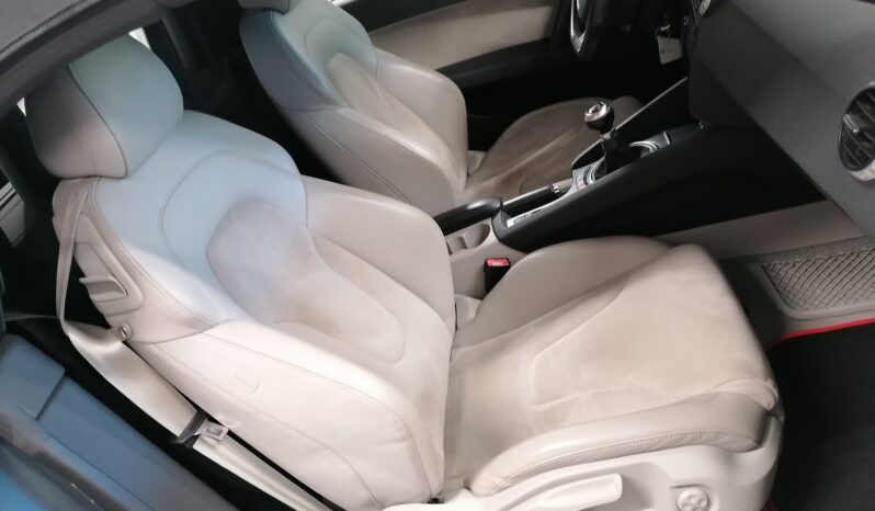 Audi TT Roadster 2,0 full