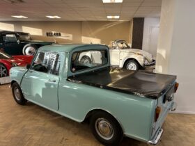 Morris Mascot Pick Up