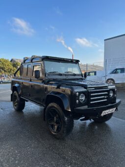 Land Rover Defender 110″ Crew Cab full