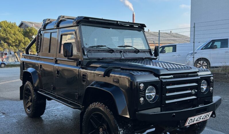 Land Rover Defender 110″ Crew Cab full