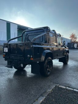 Land Rover Defender 110″ Crew Cab full