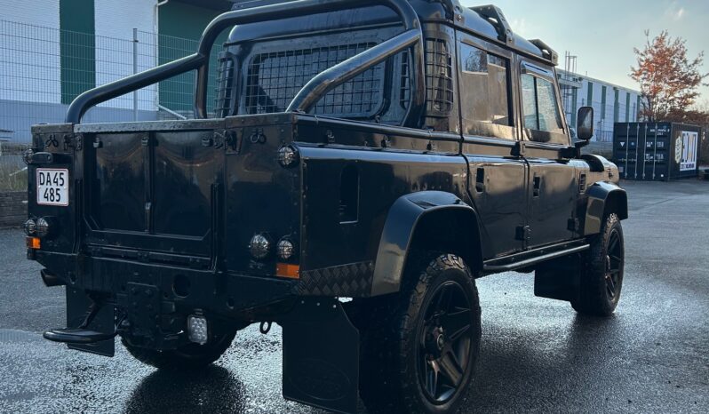 Land Rover Defender 110″ Crew Cab full