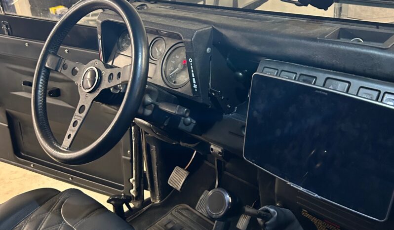 Land Rover Defender 110″ Crew Cab full