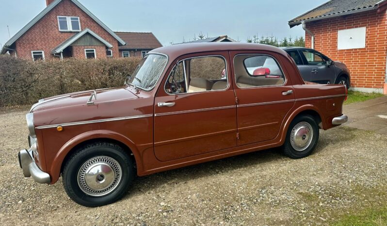 Fiat 1100 Saloon full