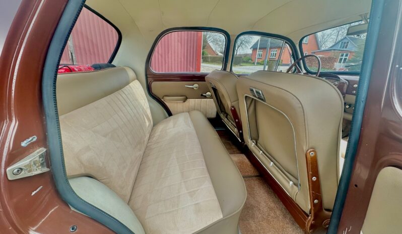 Fiat 1100 Saloon full