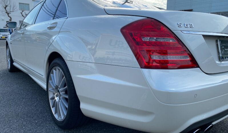 Mercedes-Benz S-Klasse (W220) W221 S63 AMG full
