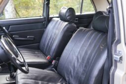 Mercedes-Benz 200-230 (W115) 200 /8 full